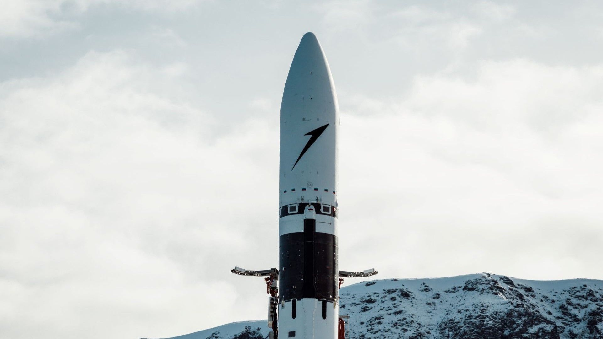 [EN]  Launching from 2 continents: Germany's Isar Aerospace leases Canadian pad for $150 million 
